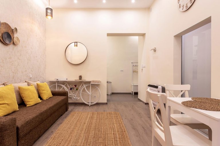 Goldcentral Comfort One-Bedroom apartment in central Budapest