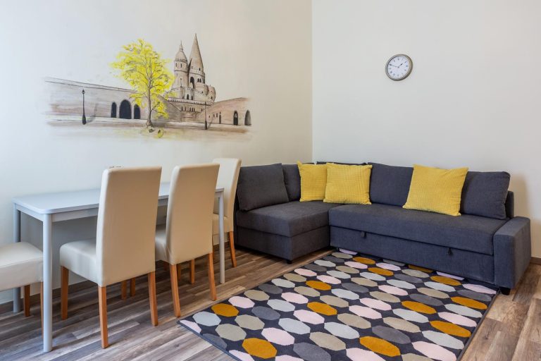 Goldcentral Queen Suite apartment in central Budapest